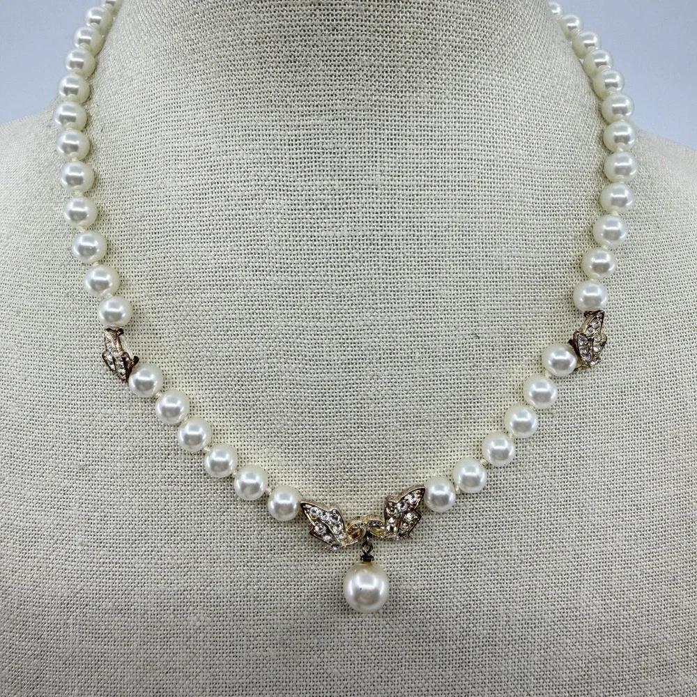 Cream Faux Pearl Rhinestone Leaf Necklace Gold Tone Coquette Statement Gift